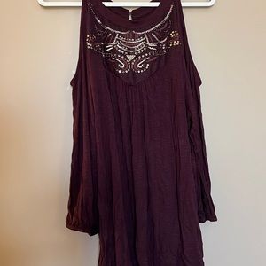 Maurices burgundy cold shoulder with beading detail plus sz 3